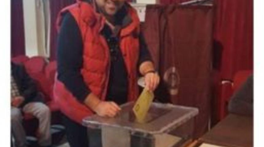 Ata Demirer Oyunu Bozcaada&rsquo;da Kullandı