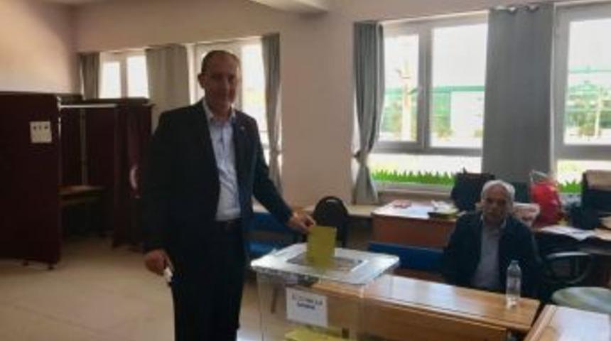 Başkan Işık Oyunu Kullandı