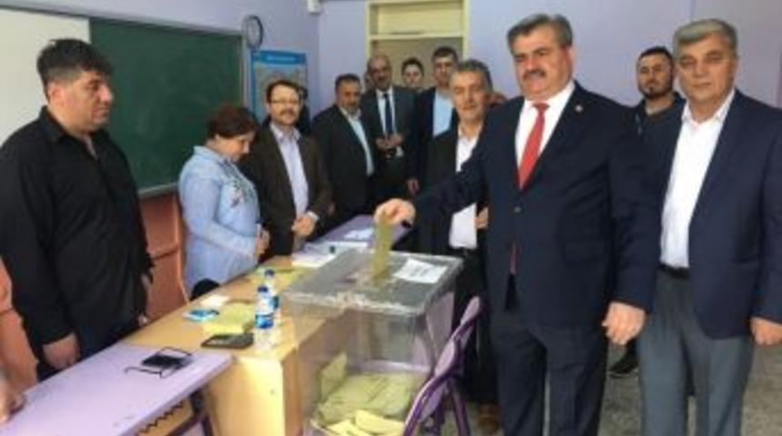 Milletvekili &Ccedil;aturoğlu Oyunu Alaplı&rsquo;da Kullandı