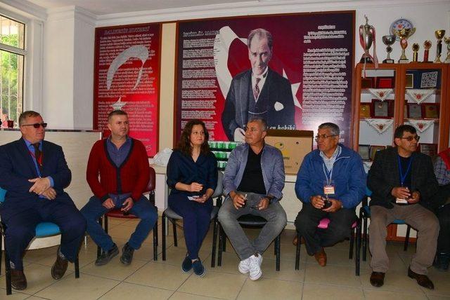 Belediye Başkanı Sözen Oyunu Ailesiyle Kullandı 2