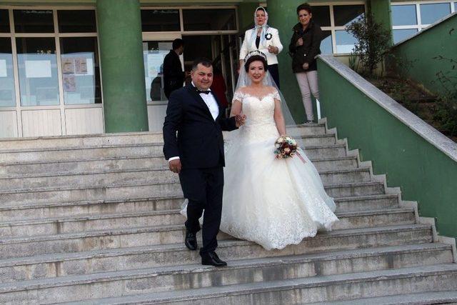 Gelin Adayı Oyunu Son Anda Kullanabildi 3