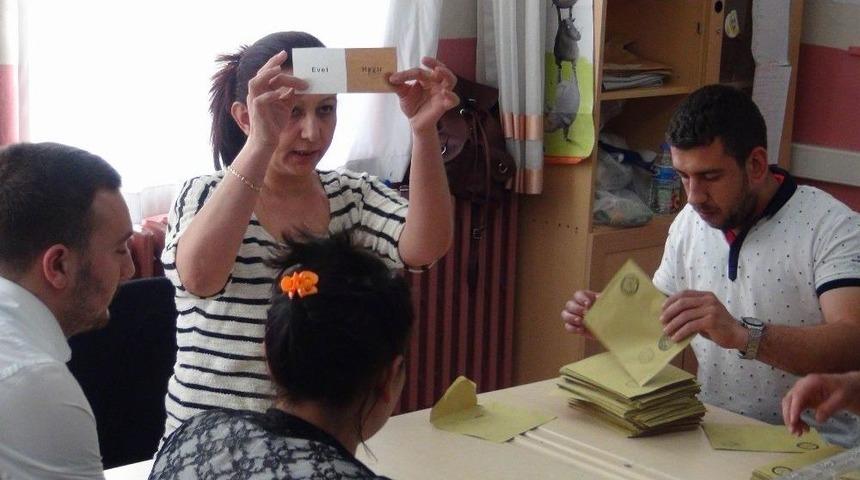 Kırklareli&rsquo;de Sandıklar A&ccedil;ıldı