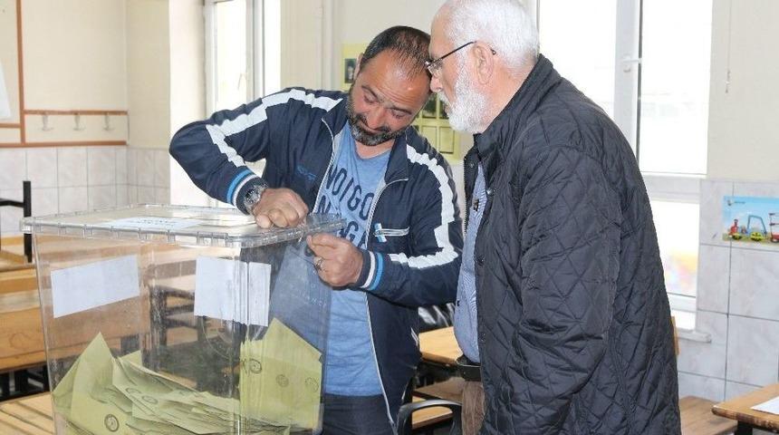 Konya’da Oy Sandıkları Açılıyor