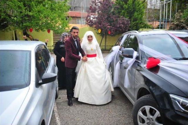Nikah Töreninden Önce Oylarını Kullandılar 3