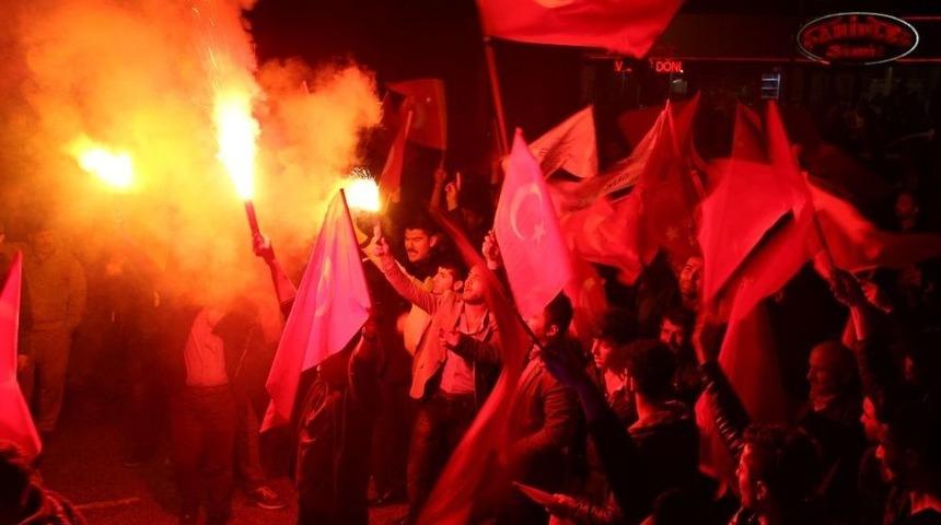 &Ccedil;ankırı&rsquo;da Referandum Kutlaması