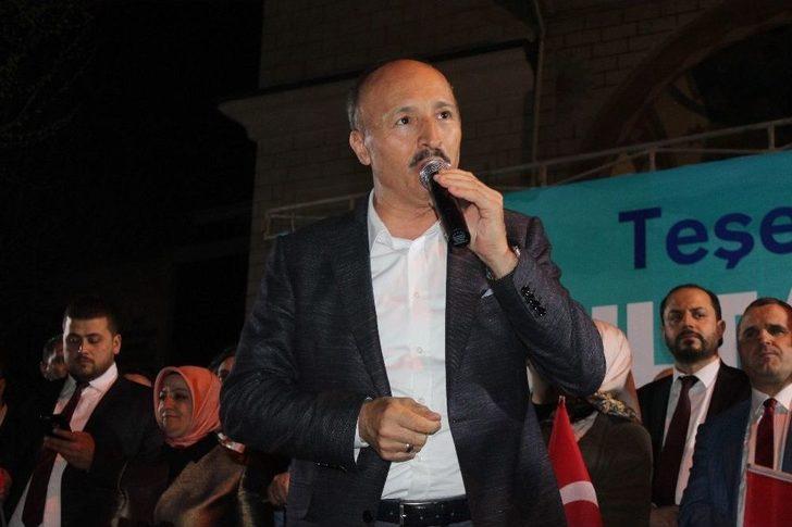 Sultangazi’de Havai Fişekli Referandum Kutlaması G3