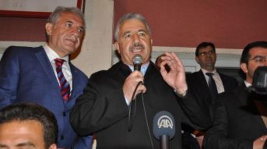 Ulaştırma Bakanı Arslan, Karslılara Teşekk&uuml;r Etti