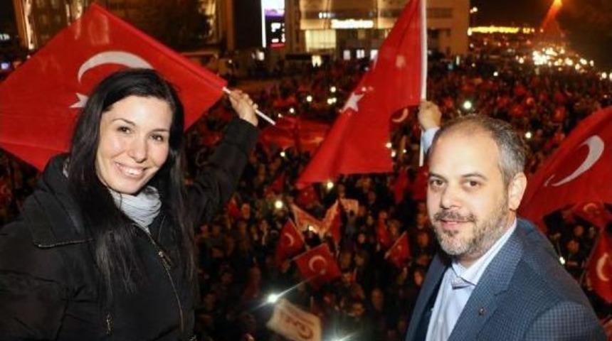 Samsun'da Coşkulu Referandum Kutlaması