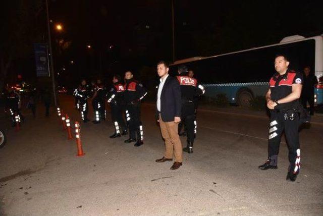 Antalya'da Chp'lilere Silahlı Tehdit Iddiası