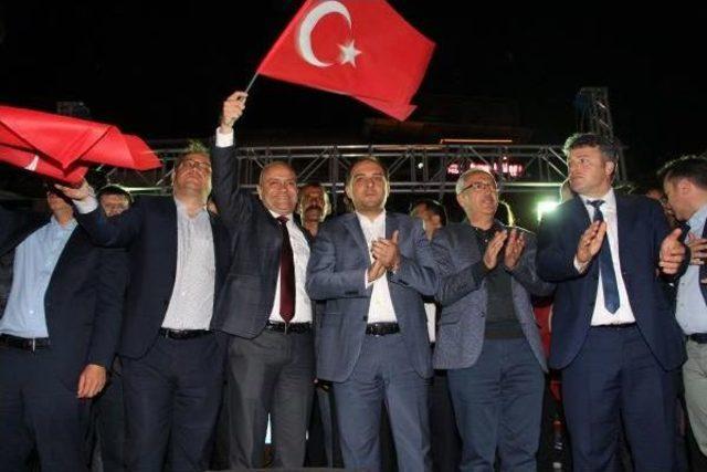 Manisa da  evet  Kutlaması&nbsp; 3