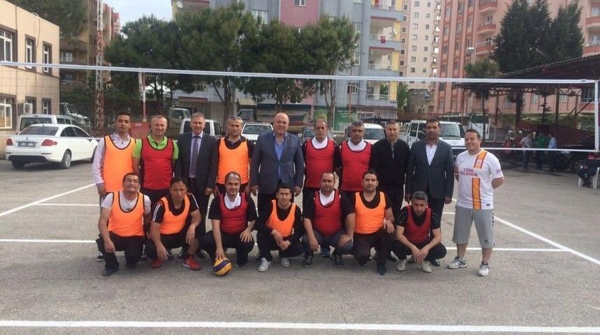 İtfaiyeciler Arası Voleybol Turnuvası Başladı