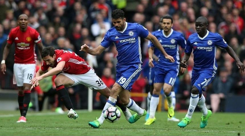 Premier Lig&rsquo;de Yarış Kızıştı