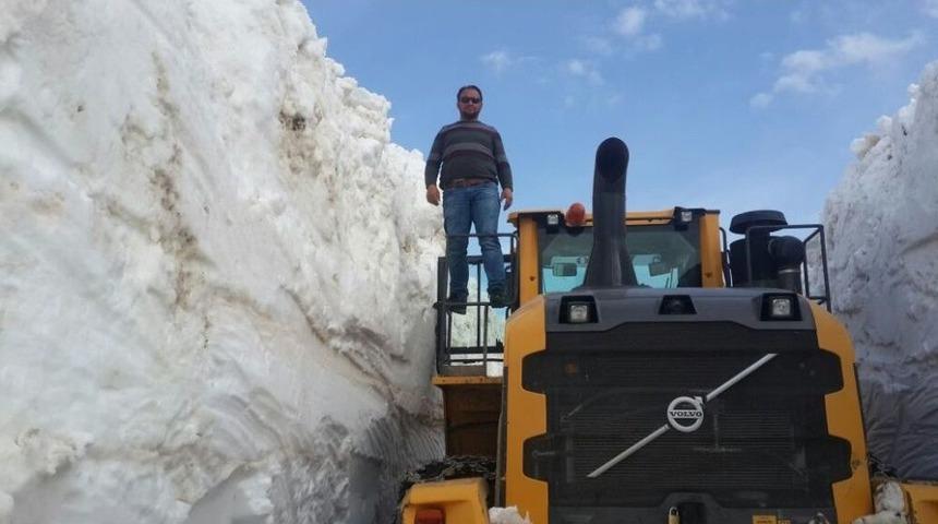 3500 Rakımda Karla M&uuml;cadele &Ccedil;alışması