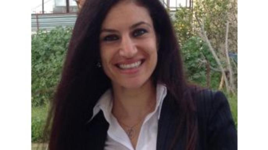 Facebook Etkisi Araştırmasına En İyi &Ccedil;alışma &Ouml;d&uuml;l&uuml;