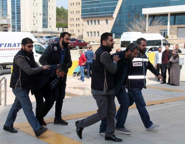 3 Polisin Şehit Olduğu Saldırı İle İlgili 3 Şüpheli Adliye Sevk Edildi