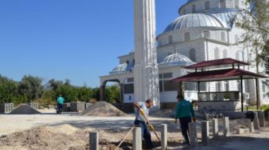 Erdemli’de Cami Ve Kuran Kursu Çevresinde Düzenleme