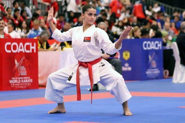 Karate Milli Takımı’ndan 12 Madalya