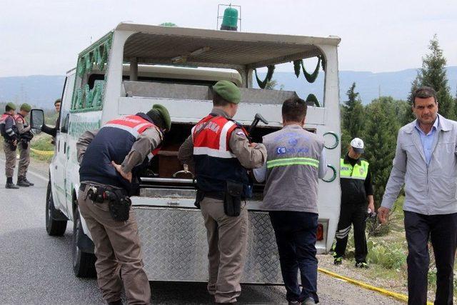 Denizli’de Yolun Kenarında Kimliği Belirsiz Kadın Cesedi Bulundu