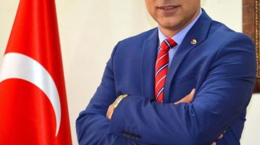 Uşak'ta Chp'de Buruk Sevin&ccedil;, Ak Parti Genel Sonu&ccedil;tan Memnun