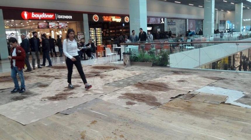 Edirne&rsquo;nin En B&uuml;y&uuml;k Avm&rsquo;sine Yağmur Şoku