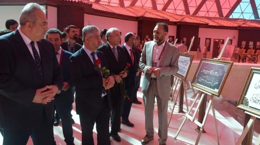 Türk Dünyası Bilim Kültür Ve Sanat Merkezi İlk Kez Kapılarını Halka Açtı