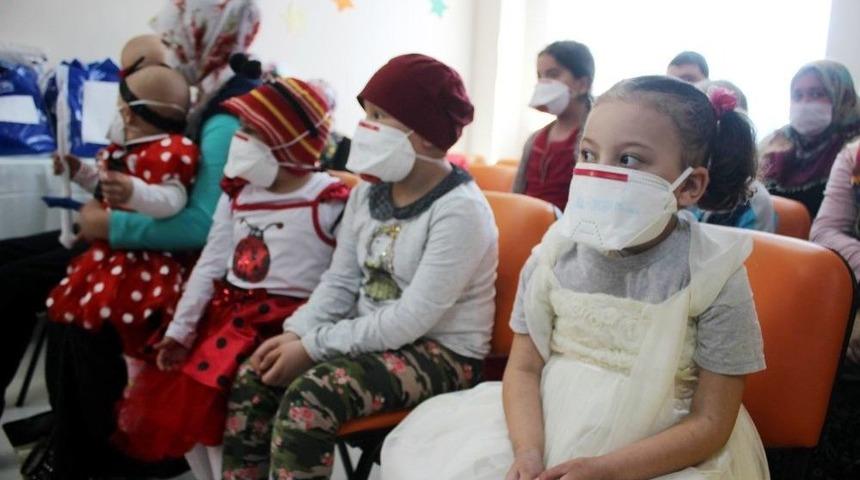 L&ouml;semi Tedavisi G&ouml;ren 4 &Ccedil;ocuk Yapılan Kutlama İle Taburcu Edildi