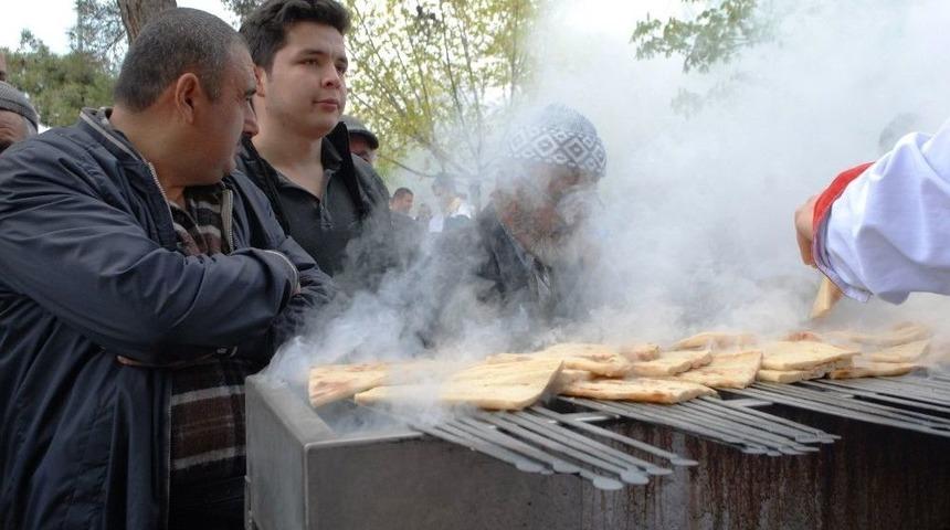 Turizm Haftasında Burdur Şiş Dağıtımı