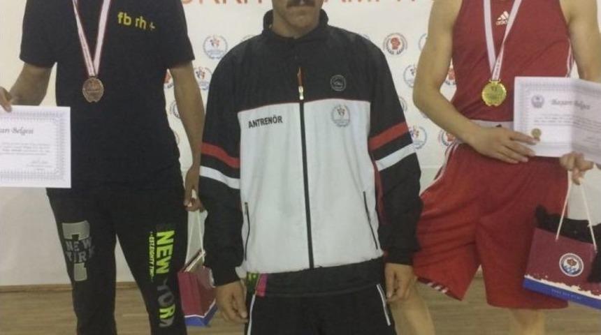 Erzurumlu Sporcunun Boksta B&uuml;y&uuml;k Başarısı..