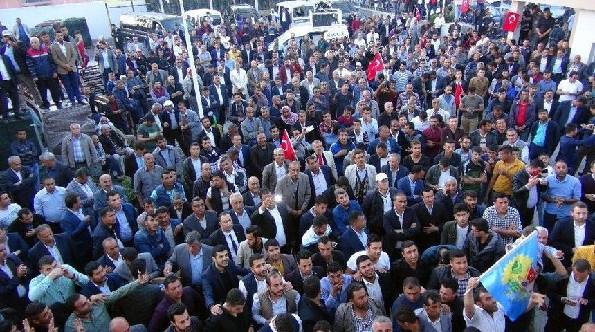 Suriye Sınırında Referandum Sevinci