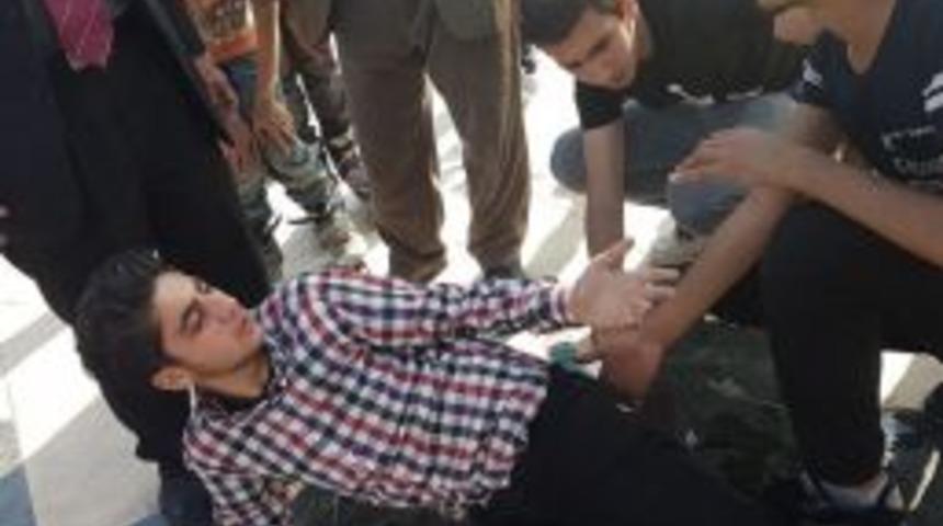 Şanlıurfa&rsquo;da Bı&ccedil;aklı Kavga: 1 Yaralı