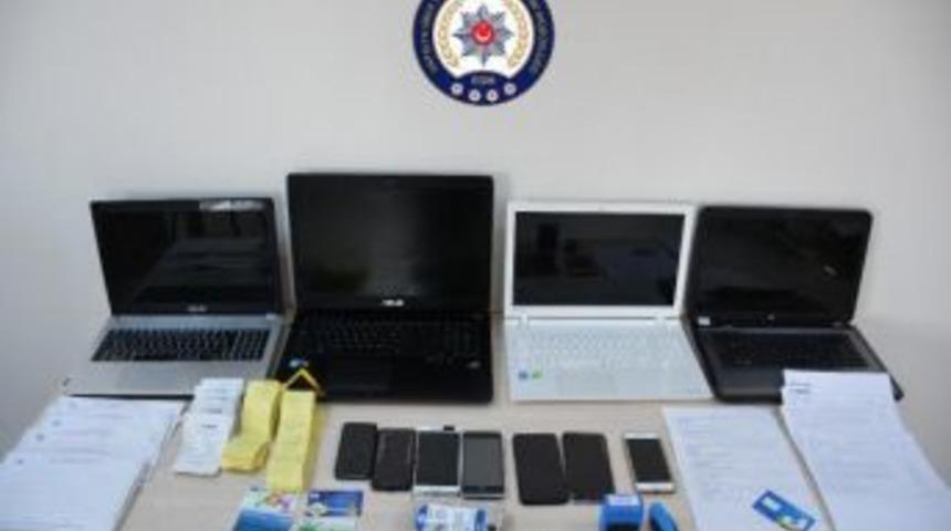 35 Bin Kişinin Kredi Kartından 75 Milyon Tl'lik Vurgun