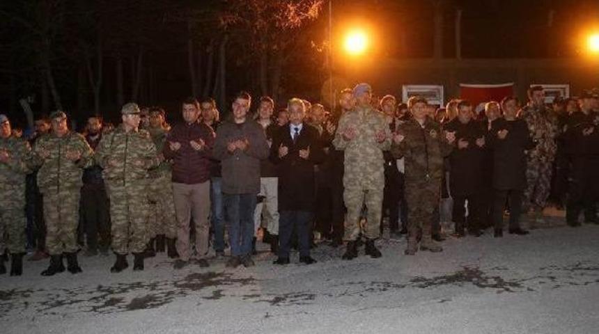 &Ccedil;ukurca'da Pkk Saldırısında Yaralanan Asker Şehit Oldu (2)