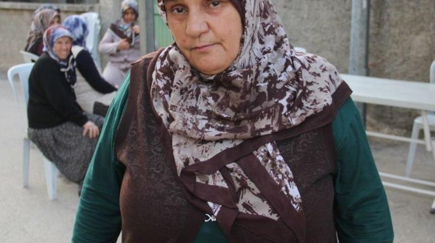 Serpil &Ouml;ld&uuml;, Anneler Birbirine D&uuml;şt&uuml;