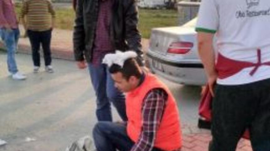 Motosiklet Otomobile &Ccedil;arptı: 1 Yaralı