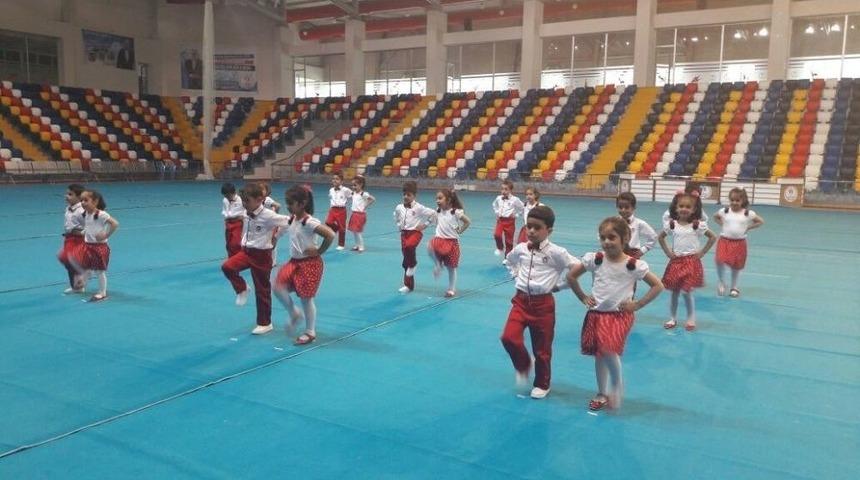 23 Nisan Ulusal Egemenlik &Ccedil;ocuk Bayramının Provası Yapıldı