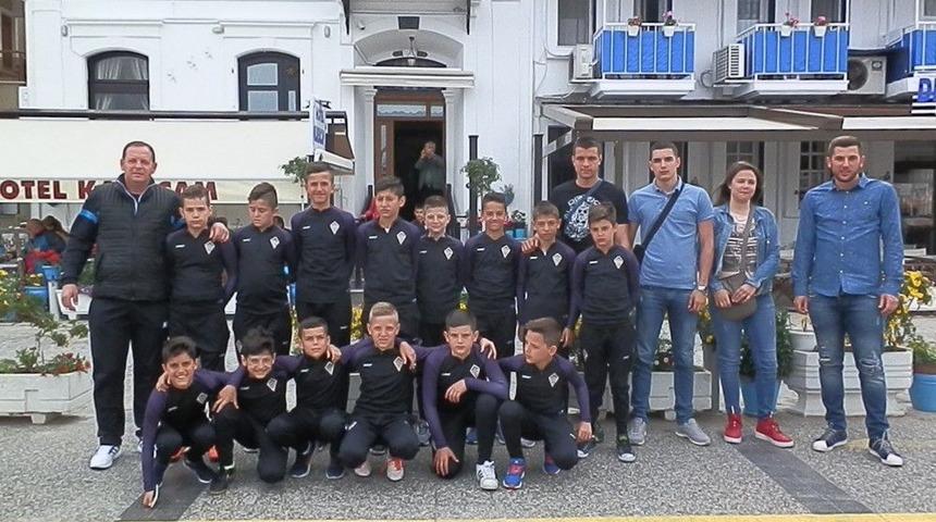 U12 İzmir Cup&rsquo;ın Yorgunluğunu Fo&ccedil;a&rsquo;da Attılar