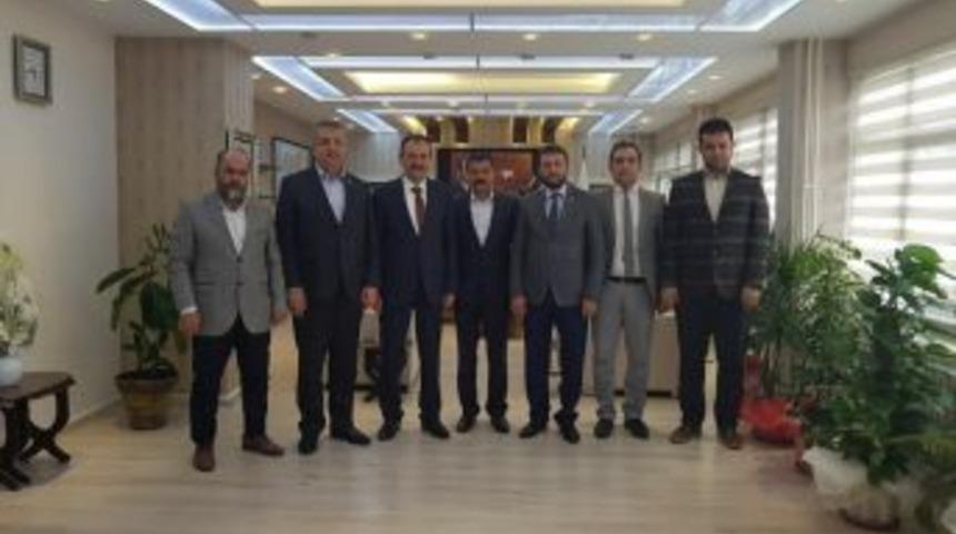 Aydın T&uuml;msiad, İl Milli Eğitim M&uuml;d&uuml;r&uuml; &Ccedil;andıroğlu&rsquo;nu Ziyaret Etti