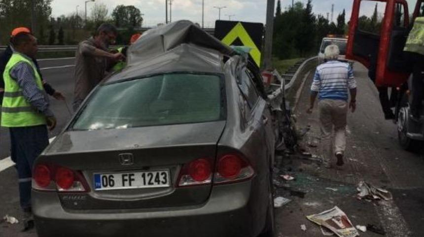 Sakarya Tem Gişelerinde Trafik Kazası: 2 Yaralı