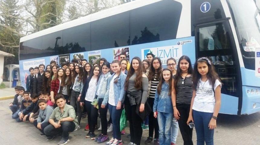 İzmit&rsquo;te Ortaokul &Ouml;ğrencilerine Bursa Gezisi