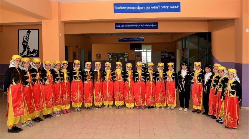 K&ouml;rfez&rsquo;de 45 Kişilik Halk Oyunları Ekibi Kuruldu