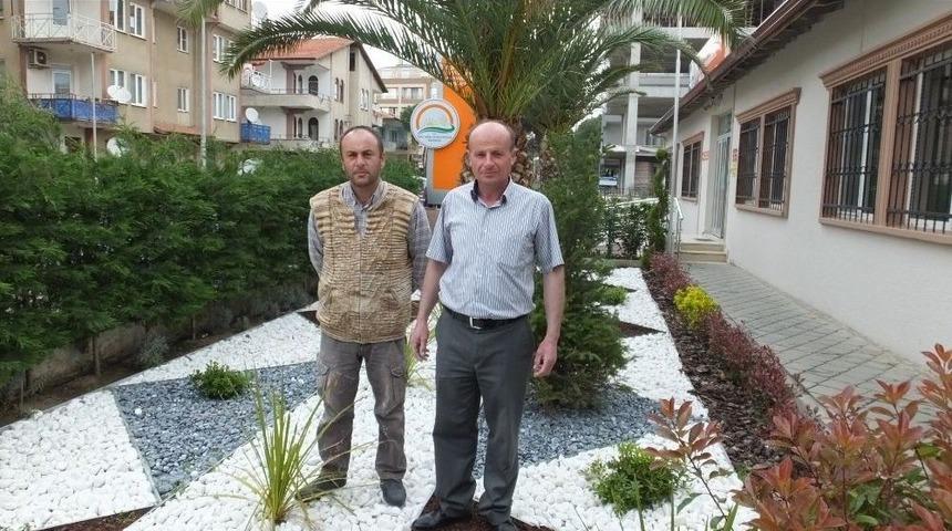 Burhaniye&rsquo;de, Tarım &Ccedil;alışanlarının Yeşillendirme İmecesi