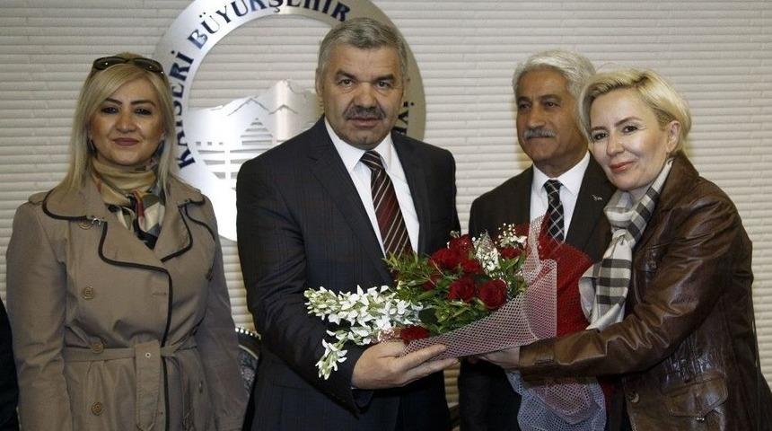 Başkan &Ccedil;elik, Turizm İl M&uuml;d&uuml;r&uuml; Ve Turizm İşletmecileriyle G&ouml;r&uuml;şt&uuml;