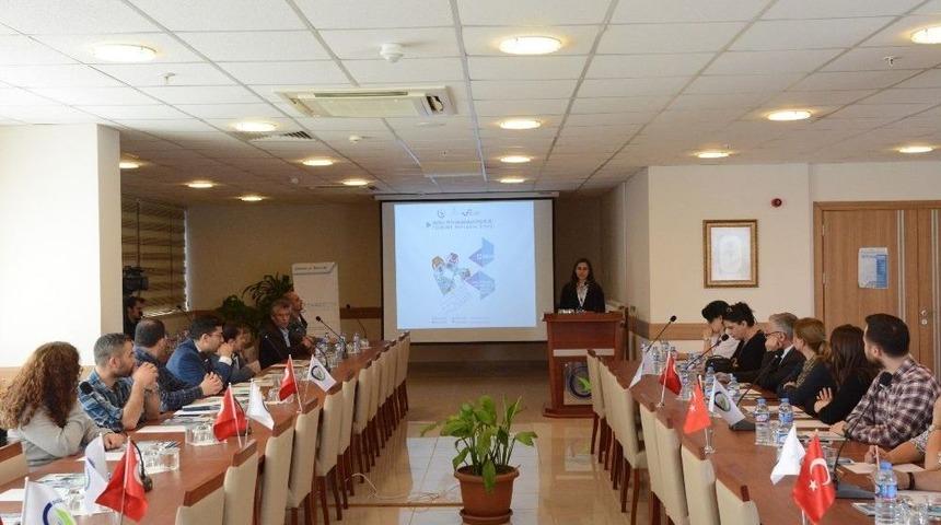 Tecr&uuml;beler Paylaşıldı