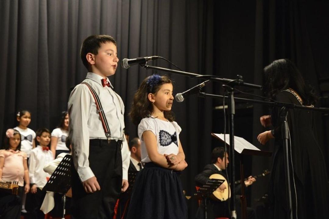 &Ccedil;ocuklardan 23 Nisan&rsquo;a &Ouml;zel Konser