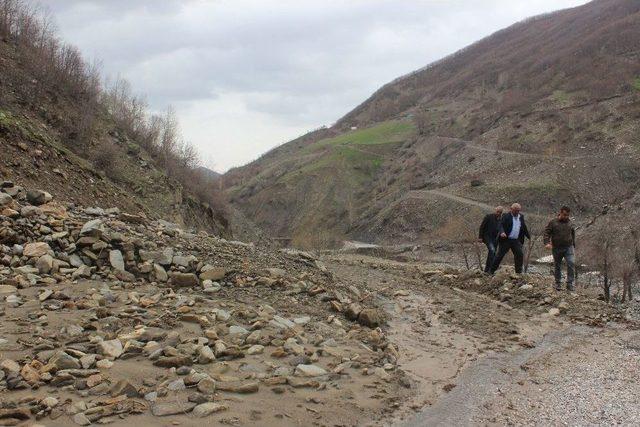 Muş’ta Gazeteciler Ve İşçiler Ölümden Döndü