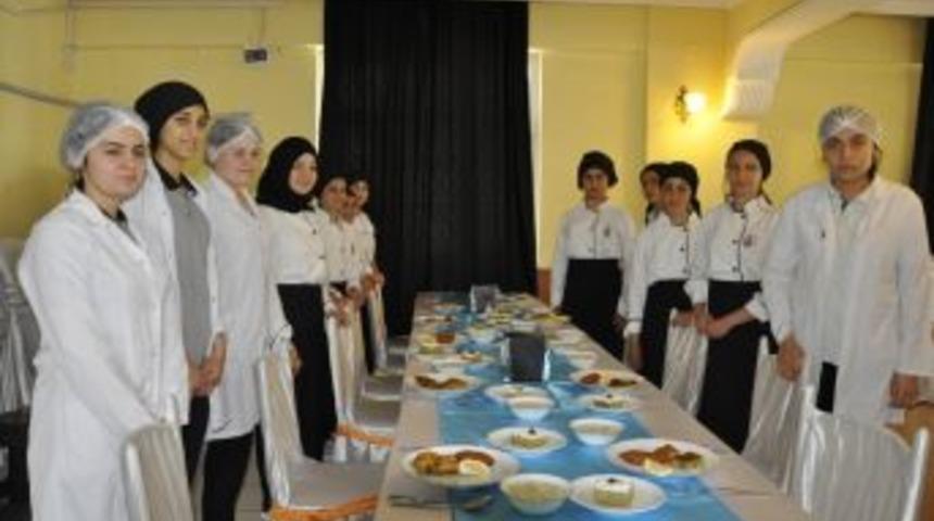 Öğrenciler Hünerlerini Sergiledi