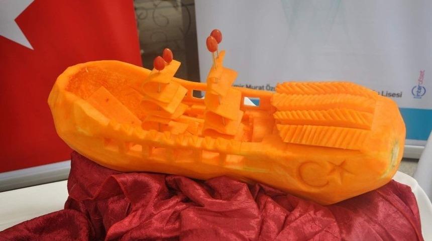 &Ouml;ğrenciler Yiyecek İşleme Sanatındaki H&uuml;nerlerini Sergiledi