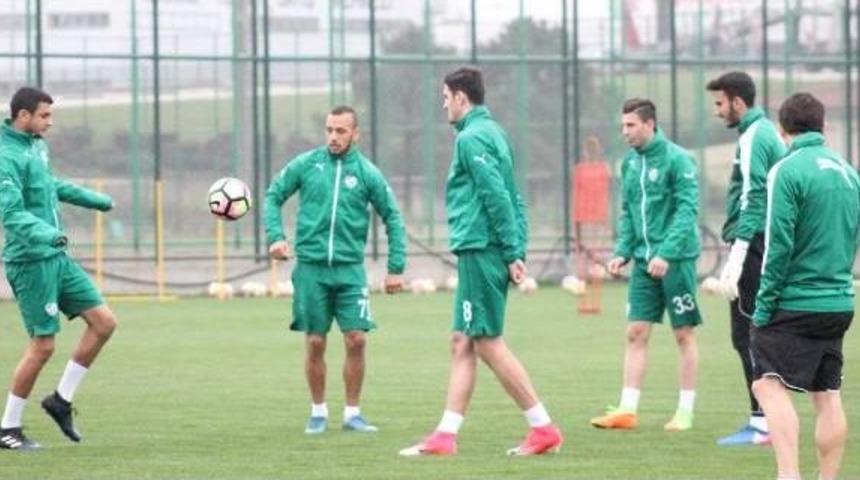 Bursaspor&rsquo;Da Neşeli &Ccedil;alışma