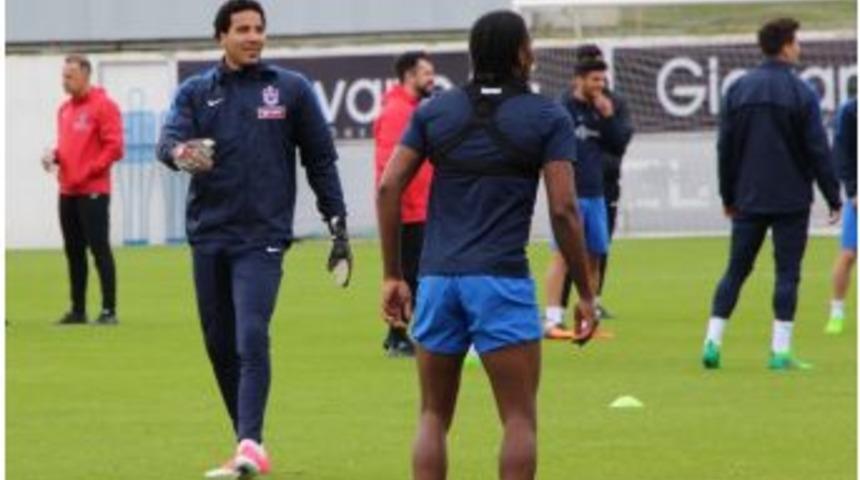 Esteban G&uuml;n Sayıyor