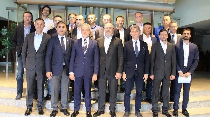 Hazır Giyimciler ’açığı’ Kapatmak İstiyor